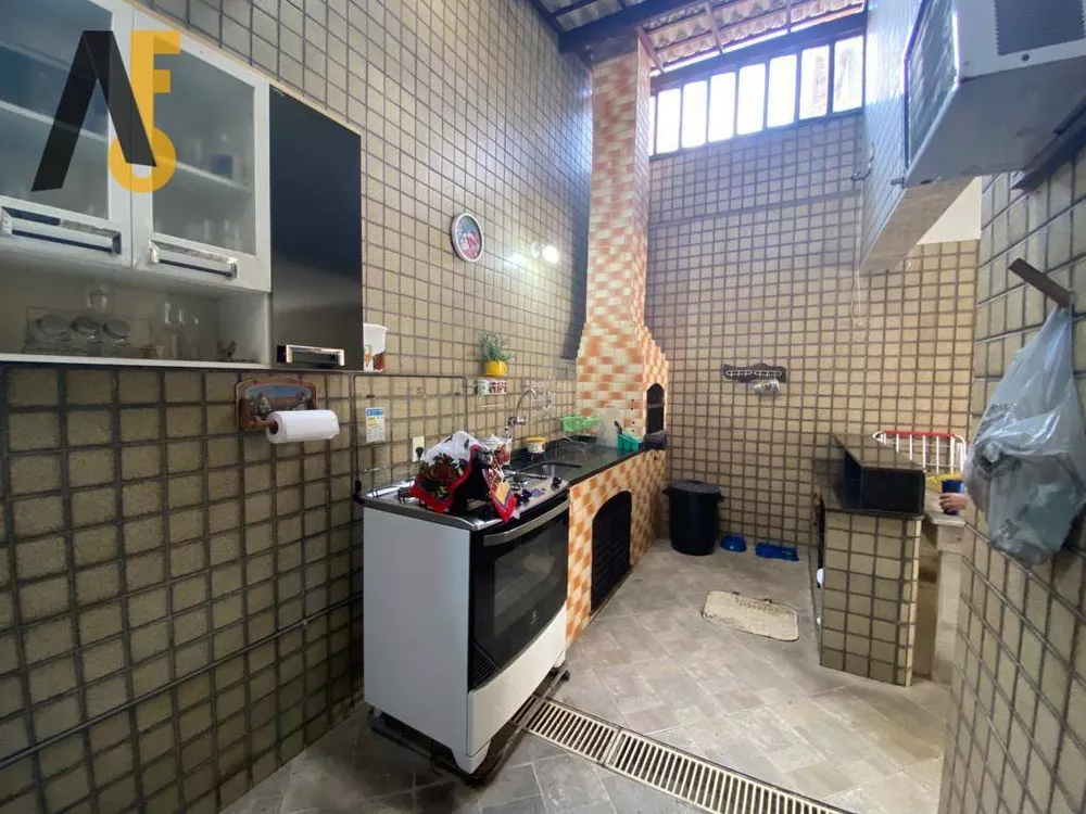 Casa de Condomínio à venda com 4 quartos, 130m² - Foto 4