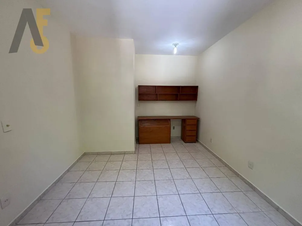 Casa, 6 quartos, 370 m² - Foto 2