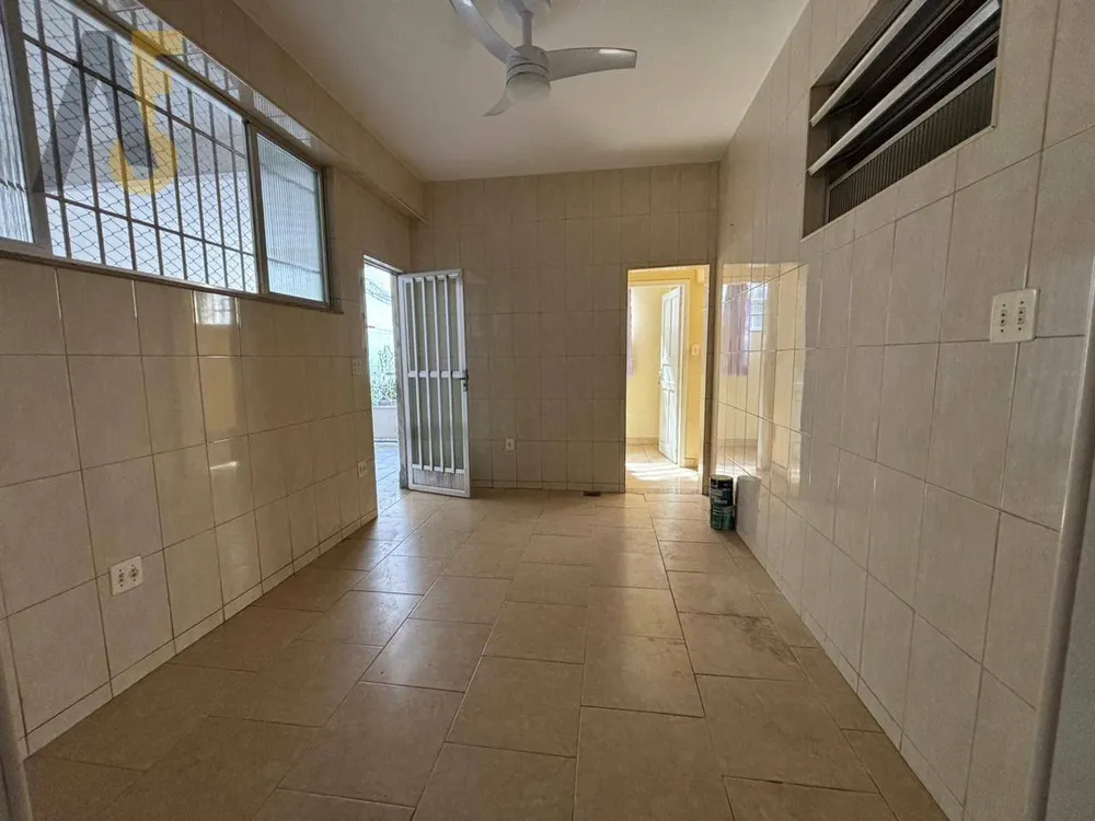 Casa, 6 quartos, 370 m² - Foto 1