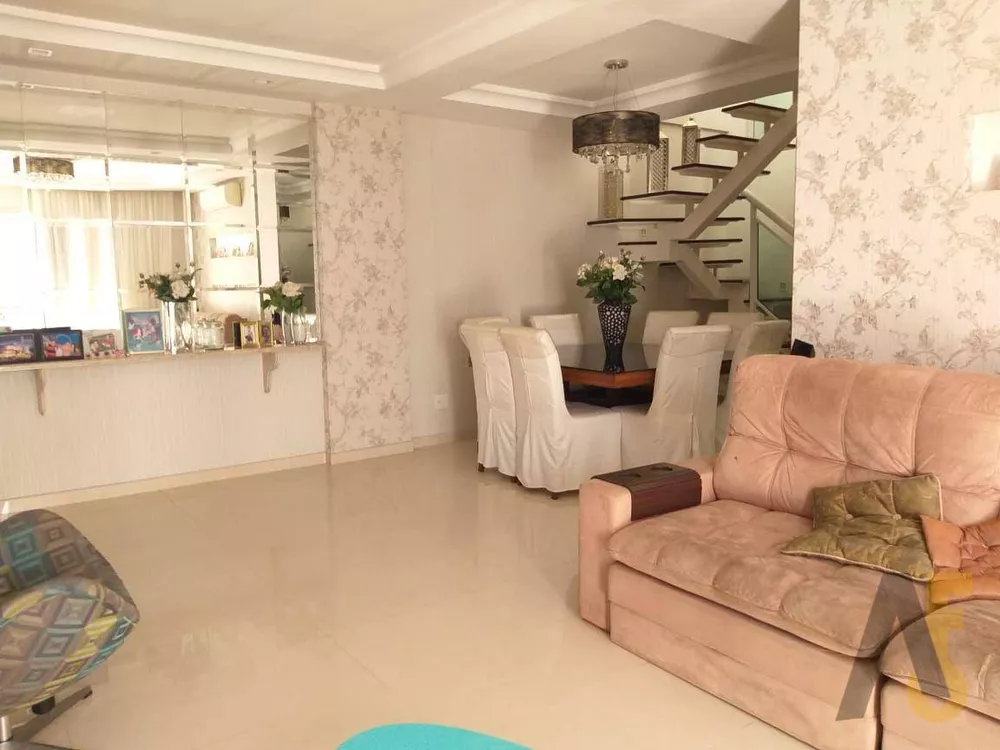 Cobertura, 3 quartos, 261 m² - Foto 13