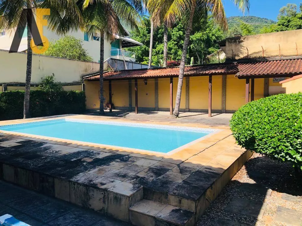 Casa, 4 quartos, 363 m² - Foto 2