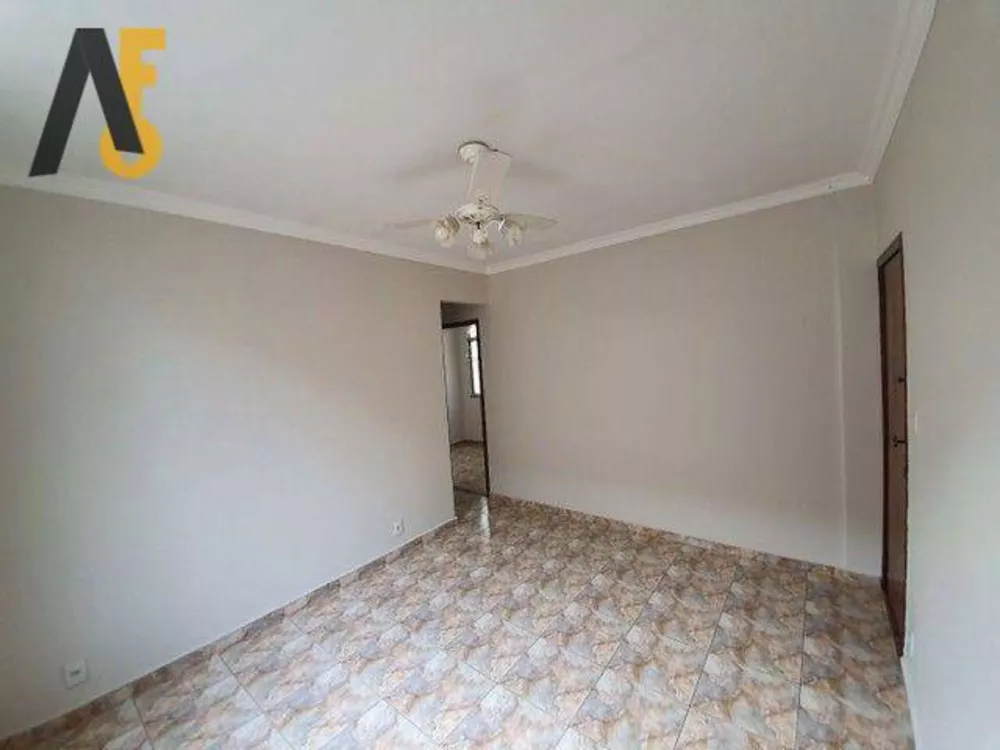 Apartamento à venda com 3 quartos, 80m² - Foto 2