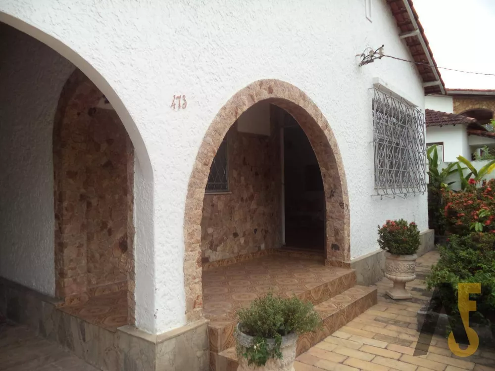 Casa de Condomínio à venda com 3 quartos, 173m² - Foto 2