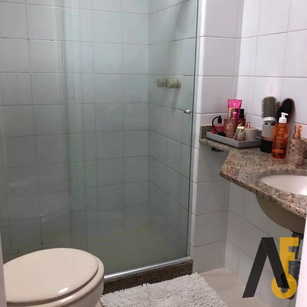 Apartamento à venda com 2 quartos, 71m² - Foto 4