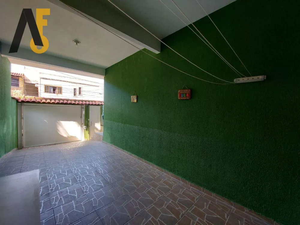 Casa à venda com 3 quartos, 178m² - Foto 6