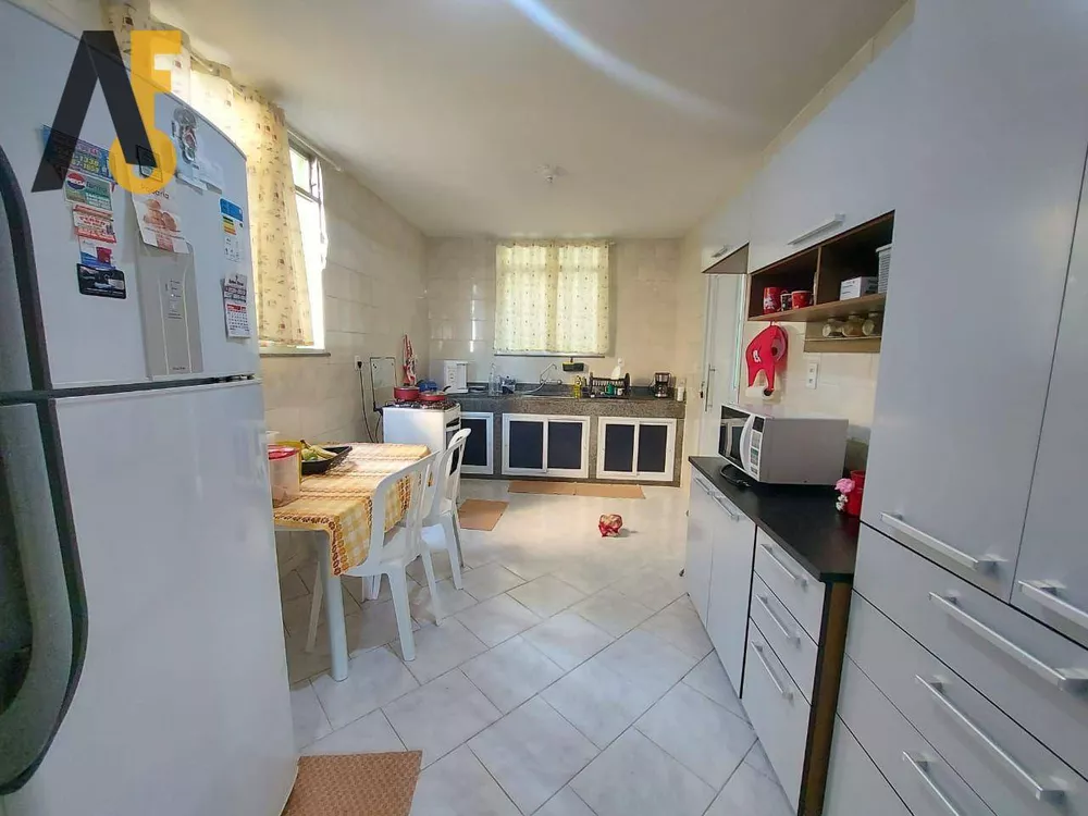 Casa, 3 quartos, 178 m² - Foto 2