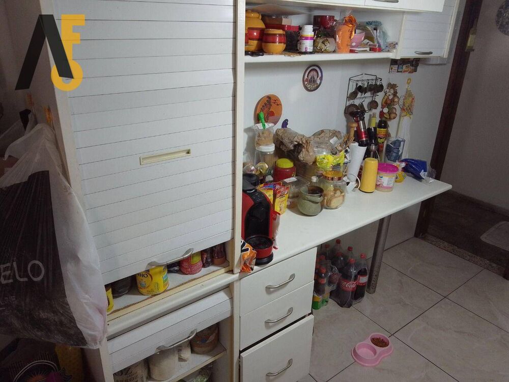 Casa, 4 quartos, 240 m² - Foto 11