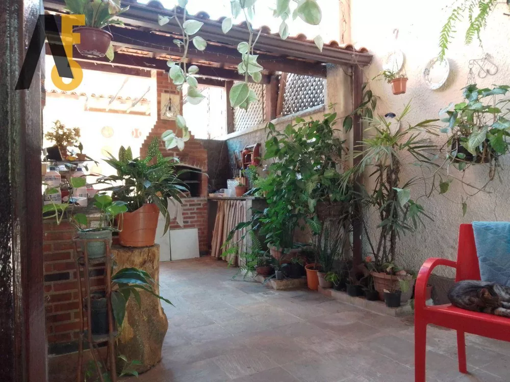 Casa, 4 quartos, 240 m² - Foto 26