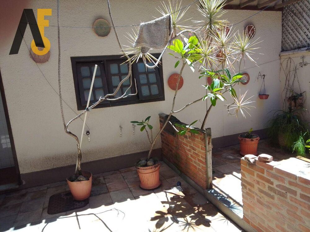 Casa, 4 quartos, 240 m² - Foto 14