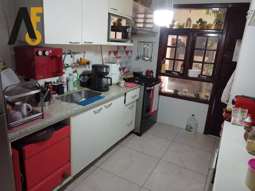 Casa, 4 quartos, 240 m² - Foto 41