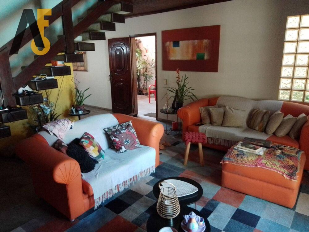 Casa, 4 quartos, 240 m² - Foto 6