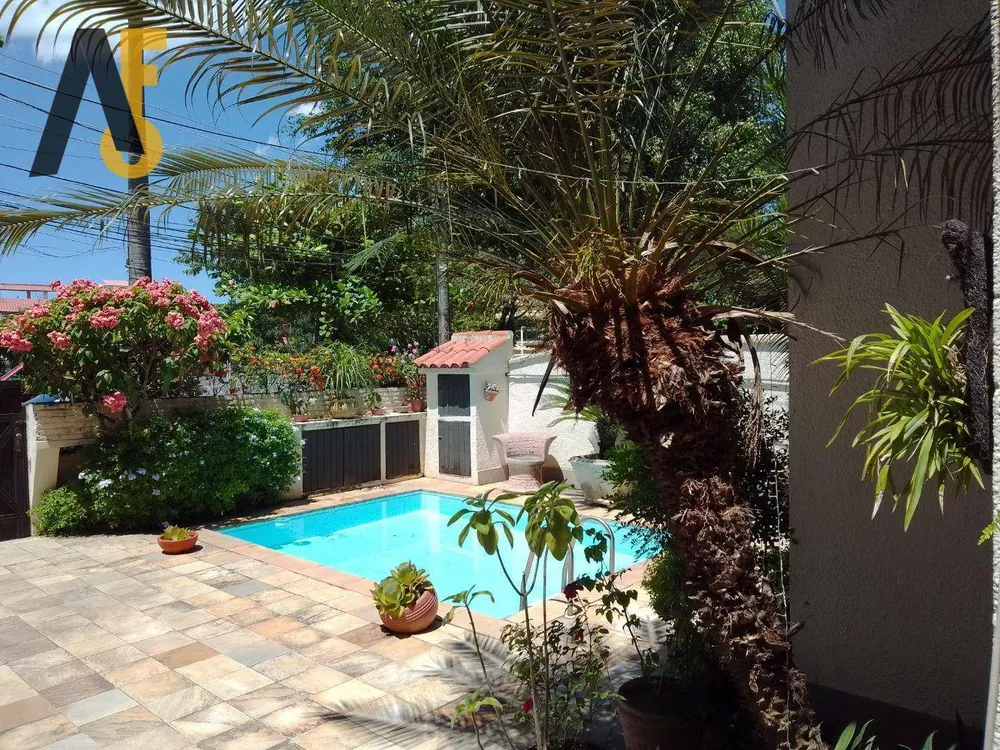Casa, 4 quartos, 240 m² - Foto 40