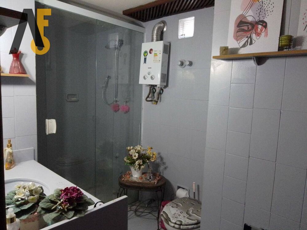 Casa, 4 quartos, 240 m² - Foto 15
