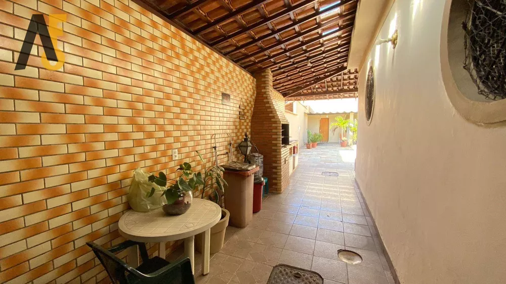 Casa, 3 quartos, 180 m² - Foto 1
