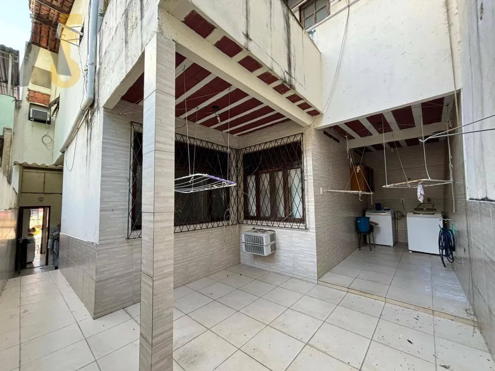 Casa, 6 quartos, 221 m² - Foto 4