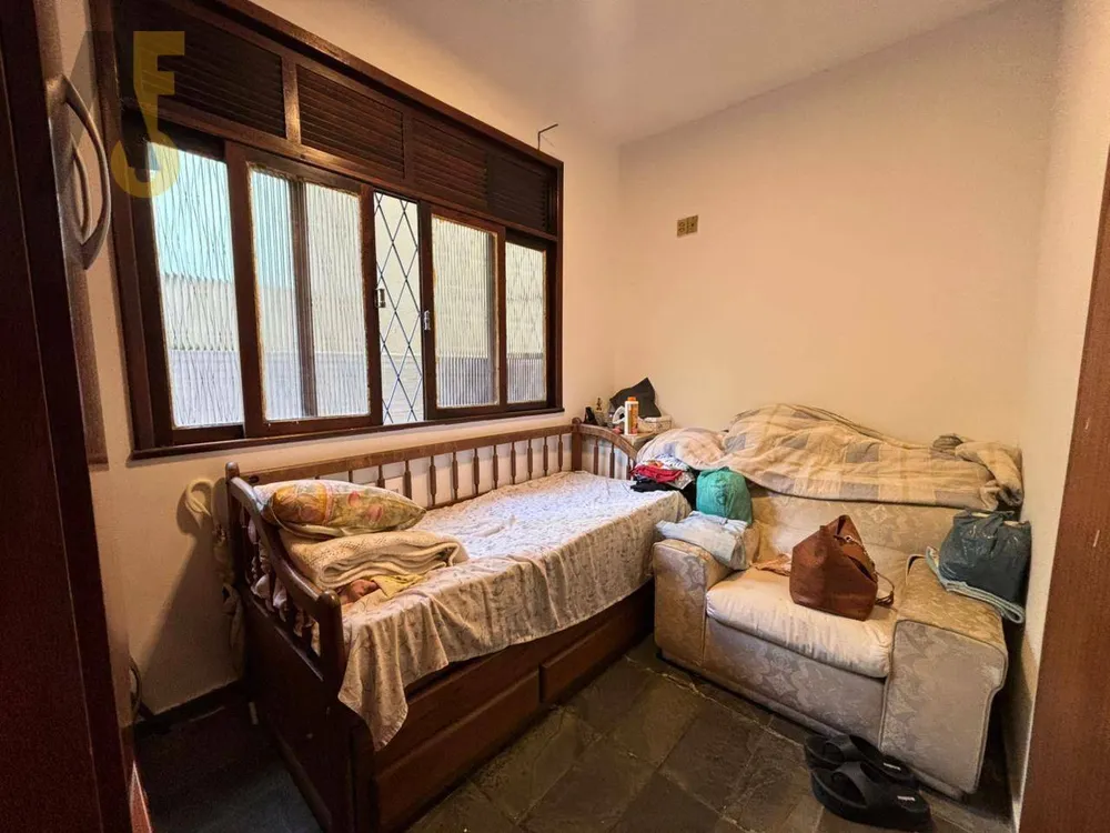 Casa, 6 quartos, 221 m² - Foto 5