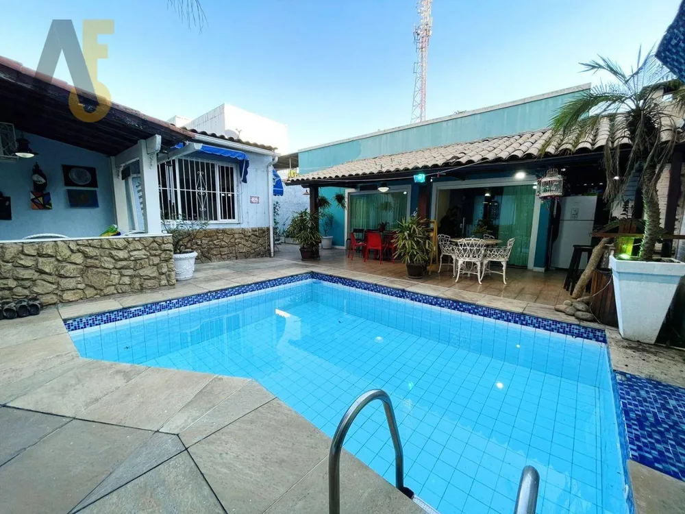 Casa, 6 quartos, 267 m² - Foto 1