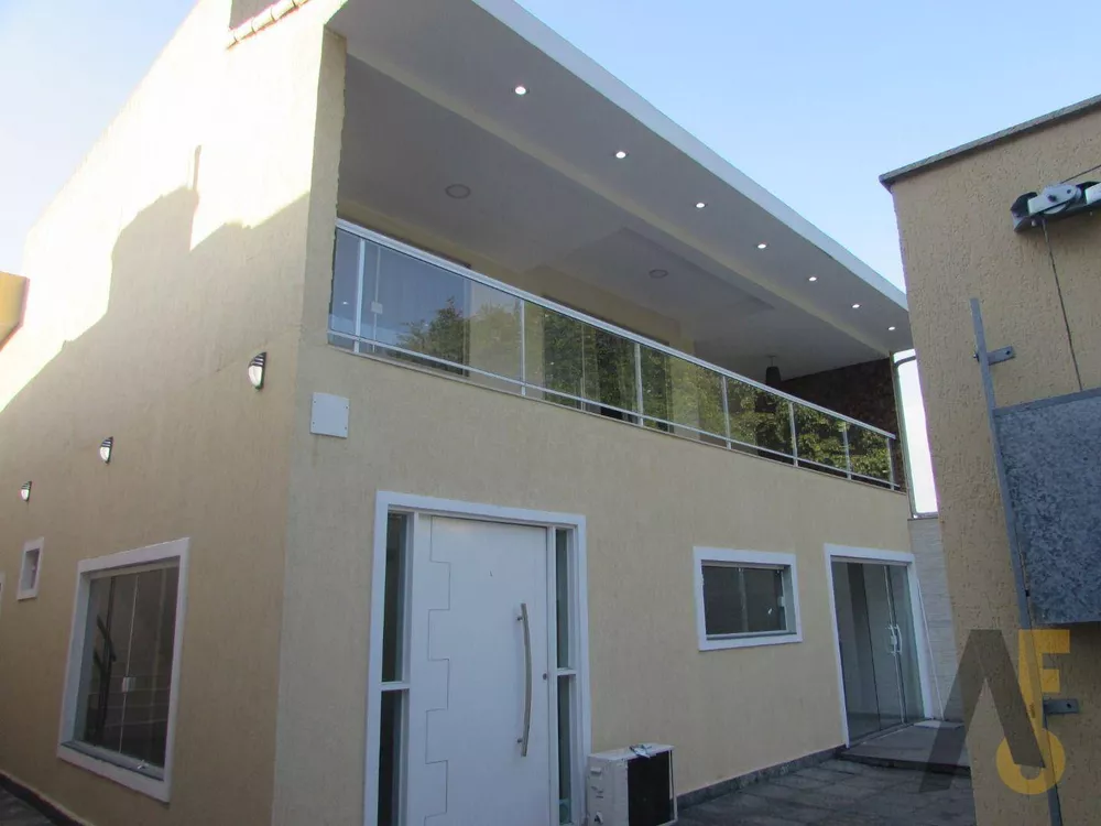 Casa à venda com 4 quartos, 275m² - Foto 3