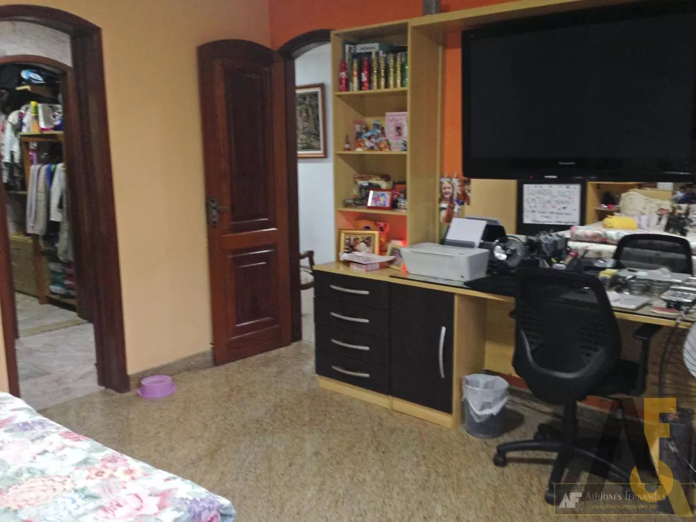 Casa, 4 quartos, 600 m² - Foto 15