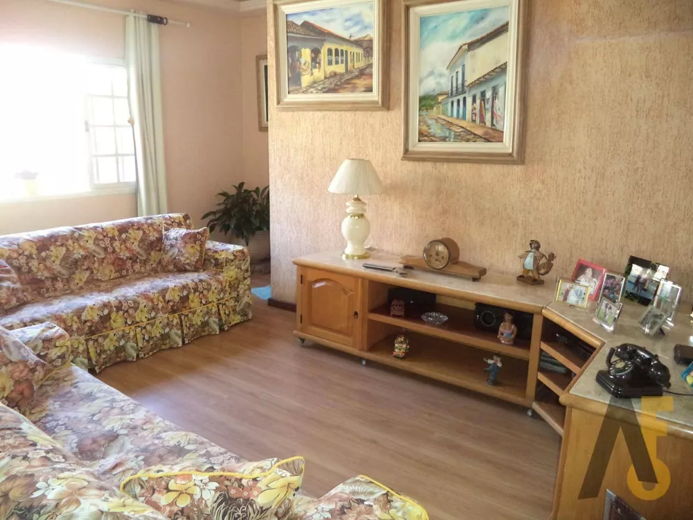Casa, 3 quartos, 220 m² - Foto 4