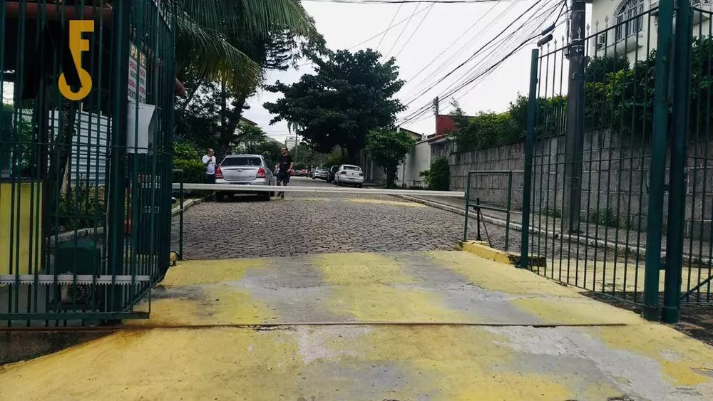 Loteamento e Condomínio, 394 m² - Foto 3