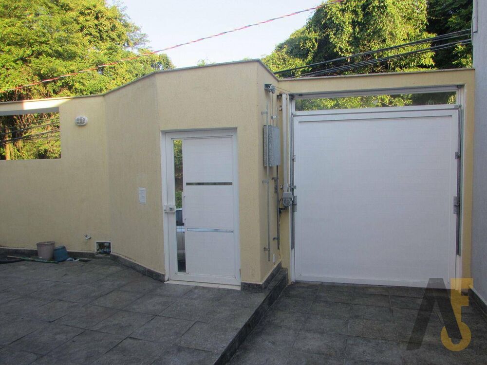 Casa à venda com 4 quartos, 275m² - Foto 13
