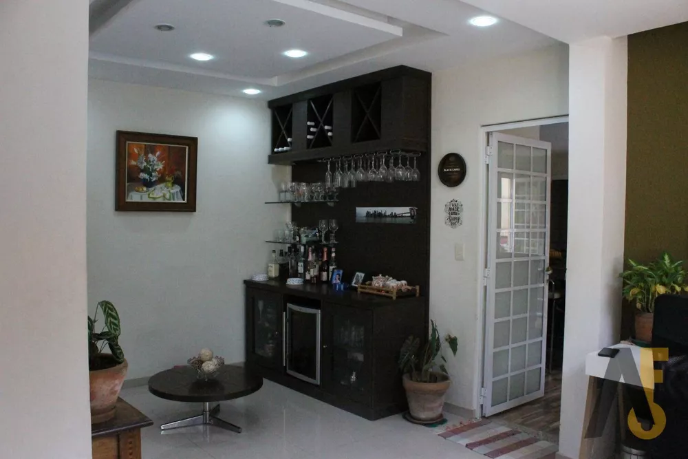 Casa, 3 quartos, 169 m² - Foto 10