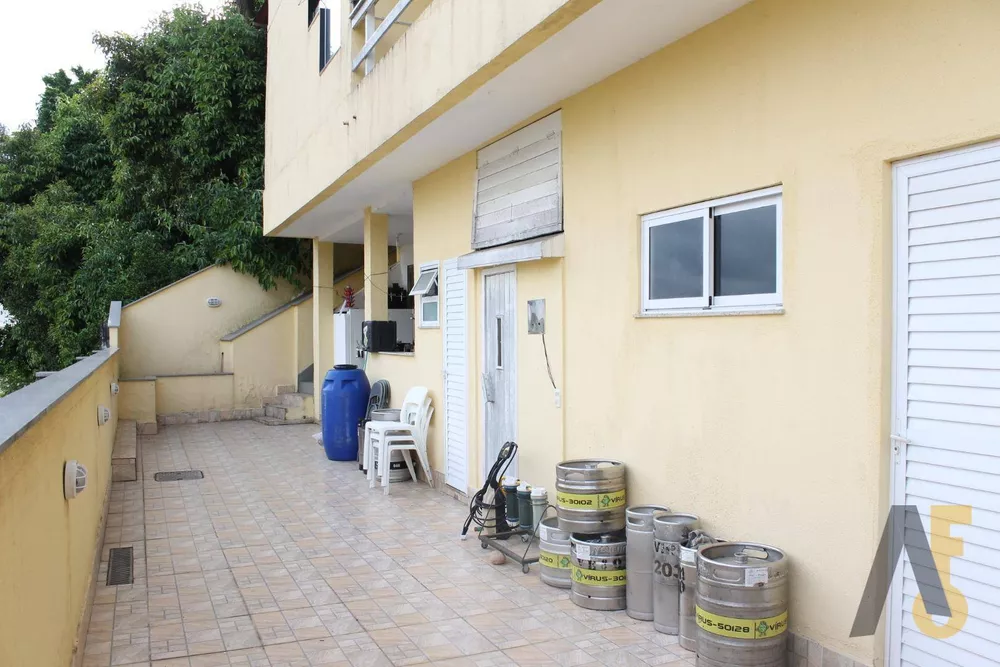 Casa, 3 quartos, 169 m² - Foto 1