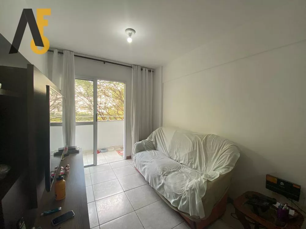 Apartamento à venda com 2 quartos, 61m² - Foto 1