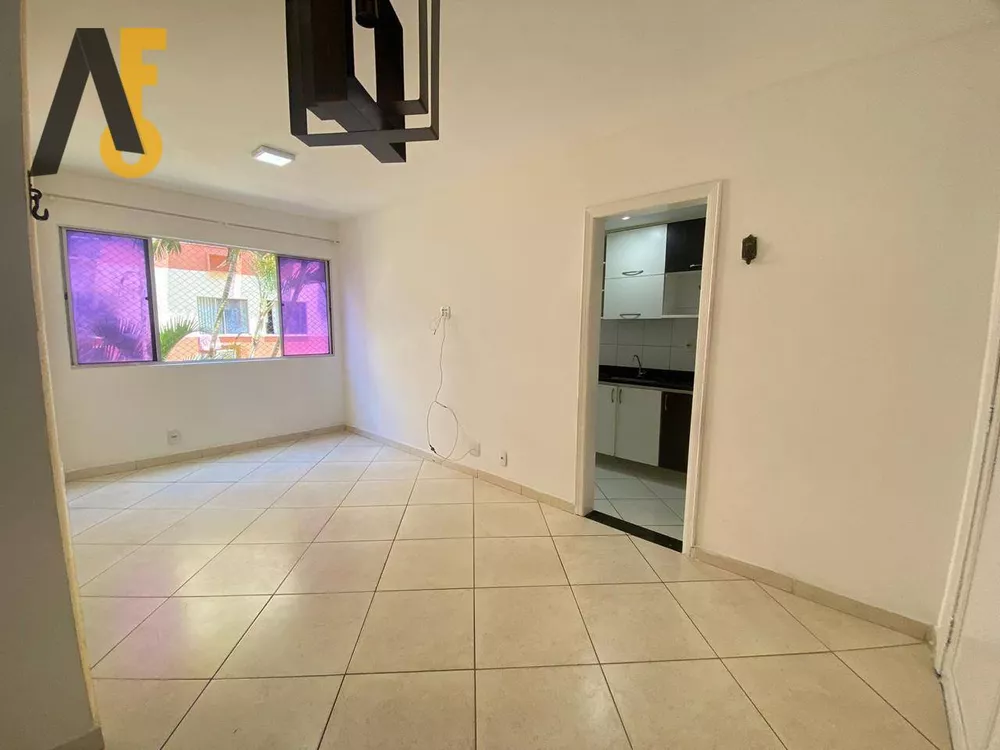 Apartamento à venda com 2 quartos, 60m² - Foto 2