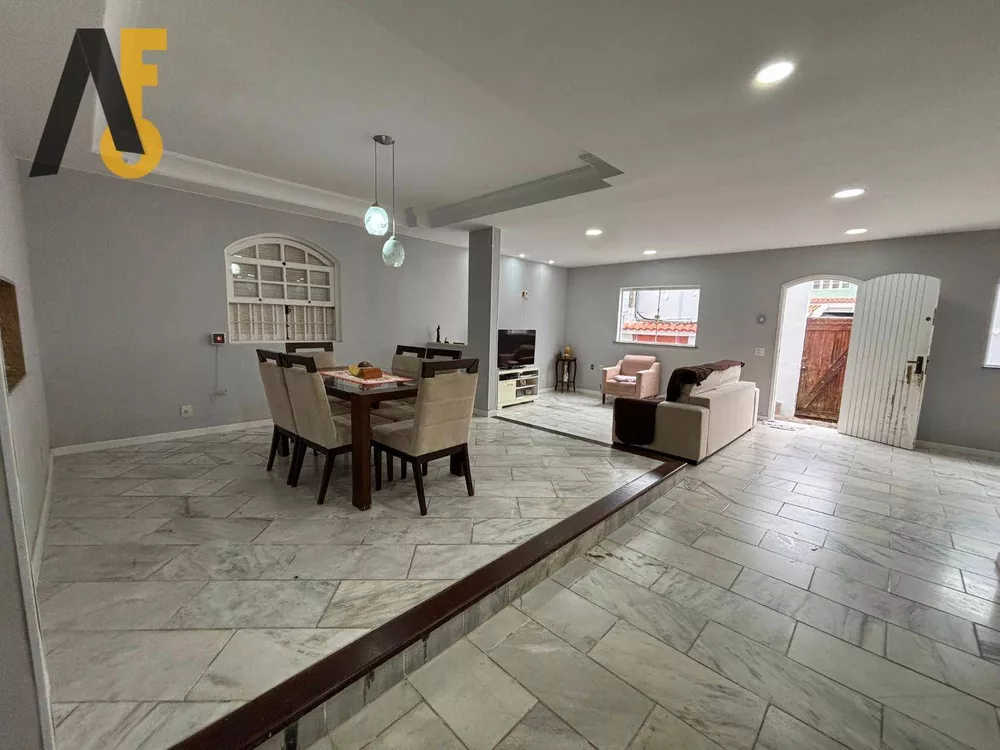Casa, 4 quartos, 399 m² - Foto 2