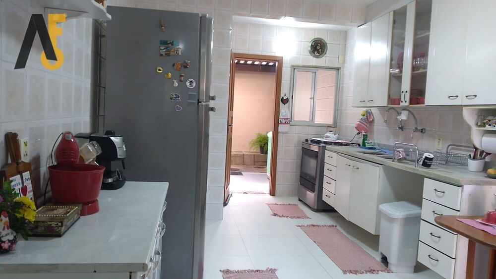 Casa, 4 quartos, 258 m² - Foto 8