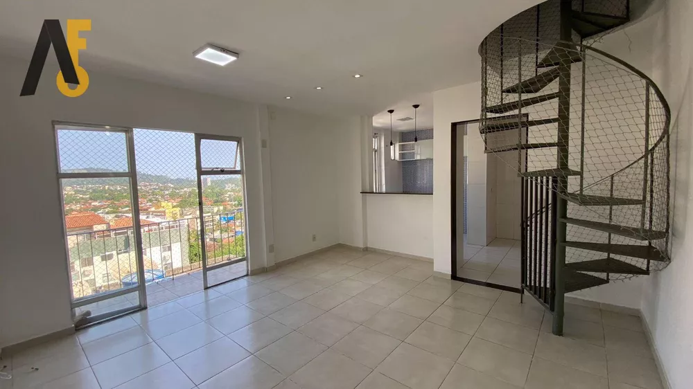 Cobertura à venda com 3 quartos, 150m² - Foto 1