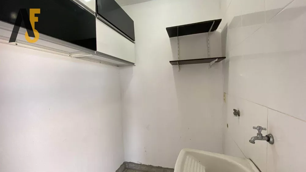 Cobertura à venda com 3 quartos, 150m² - Foto 2