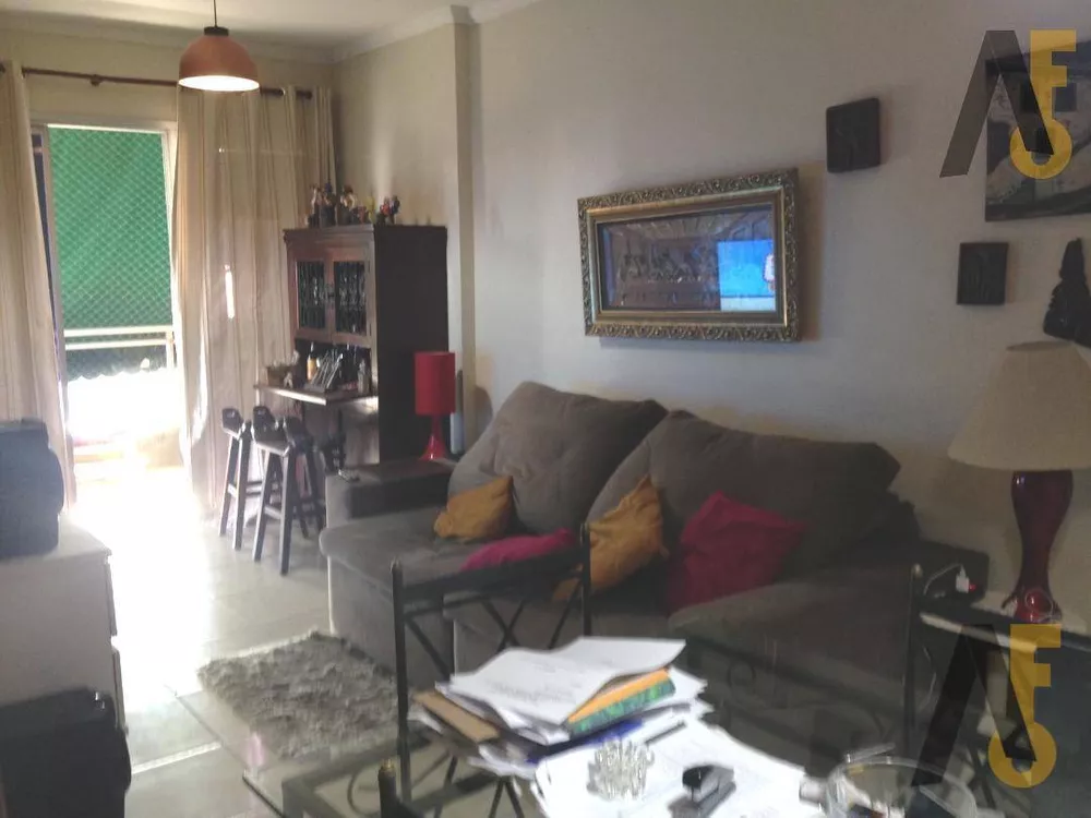 Apartamento à venda com 2 quartos, 105m² - Foto 3