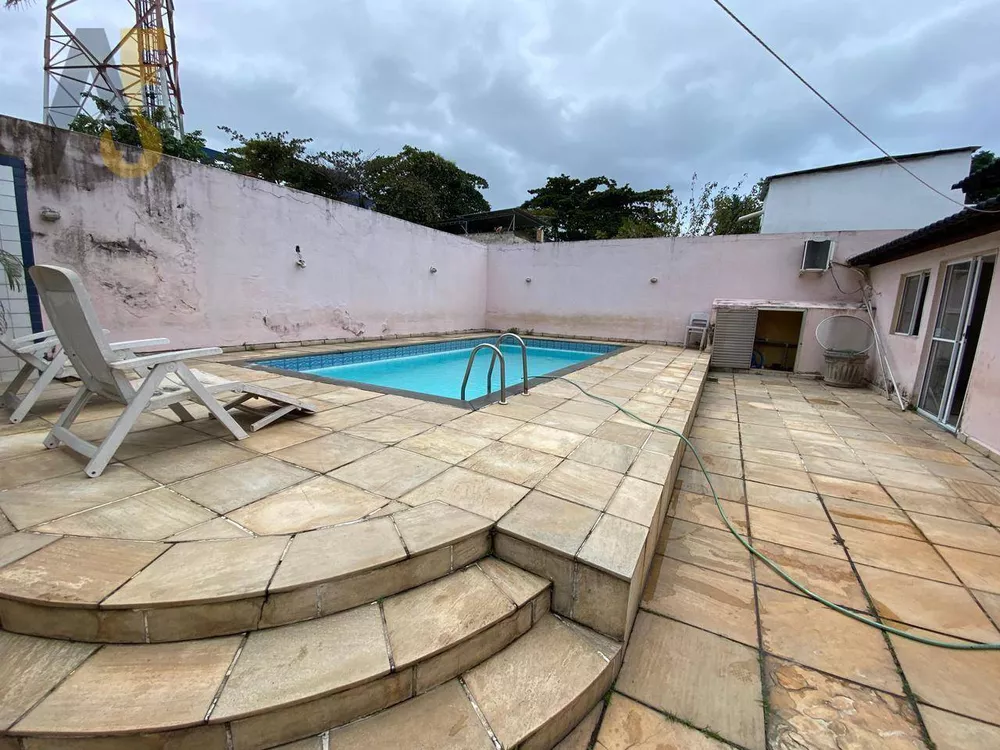 Casa, 3 quartos, 238 m² - Foto 4