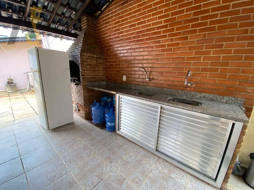 Casa, 3 quartos, 238 m² - Foto 34