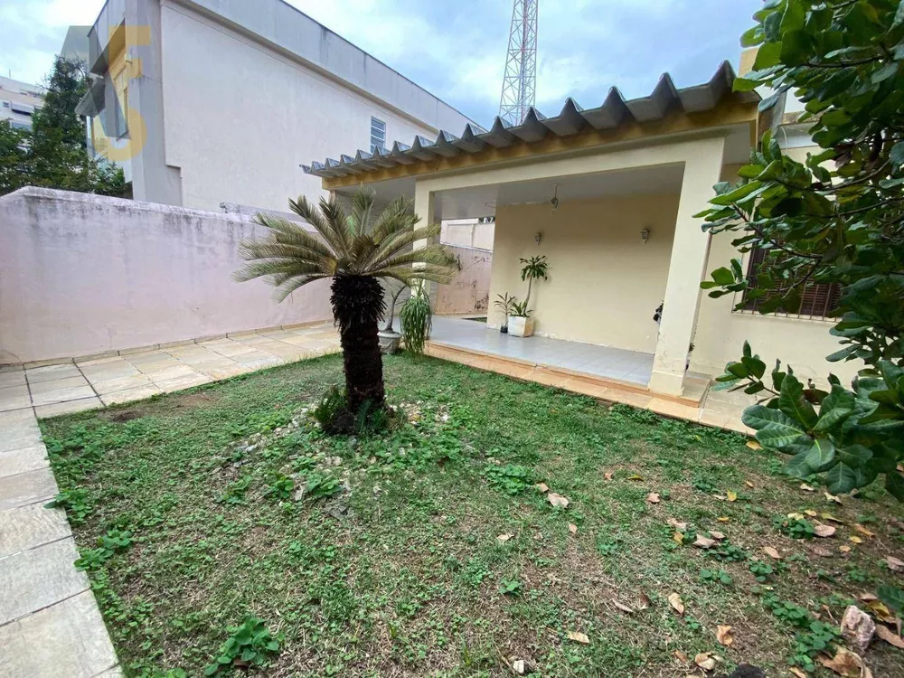 Casa, 3 quartos, 238 m² - Foto 2