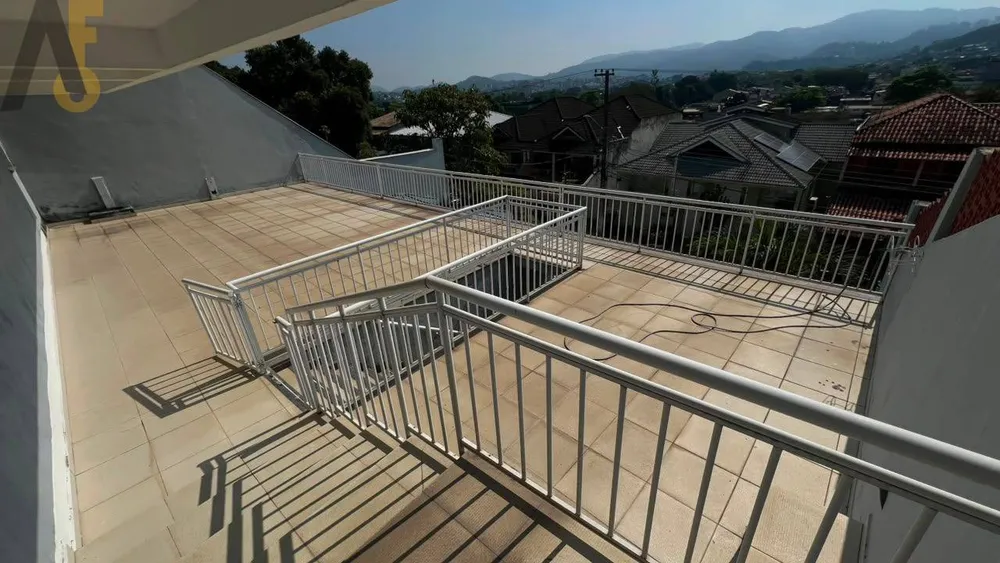 Casa, 4 quartos, 237 m² - Foto 22