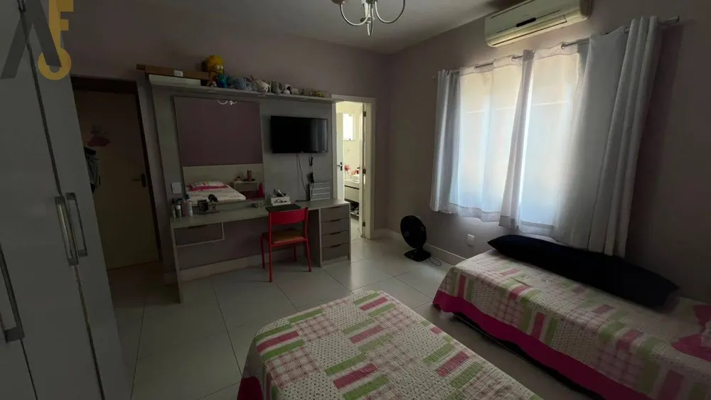 Casa, 4 quartos, 237 m² - Foto 37