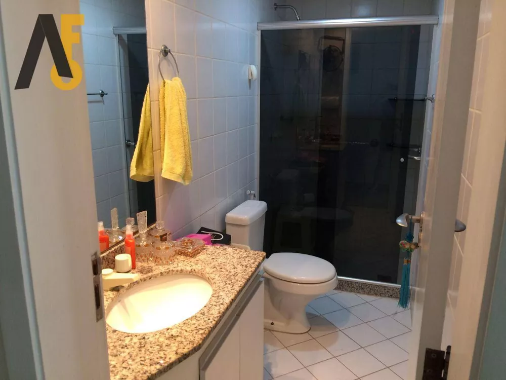 Cobertura à venda com 3 quartos, 226m² - Foto 8