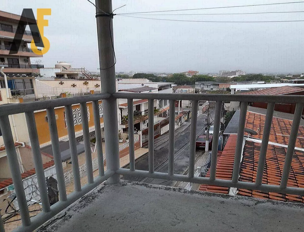 Casa, 3 quartos, 210 m² - Foto 2