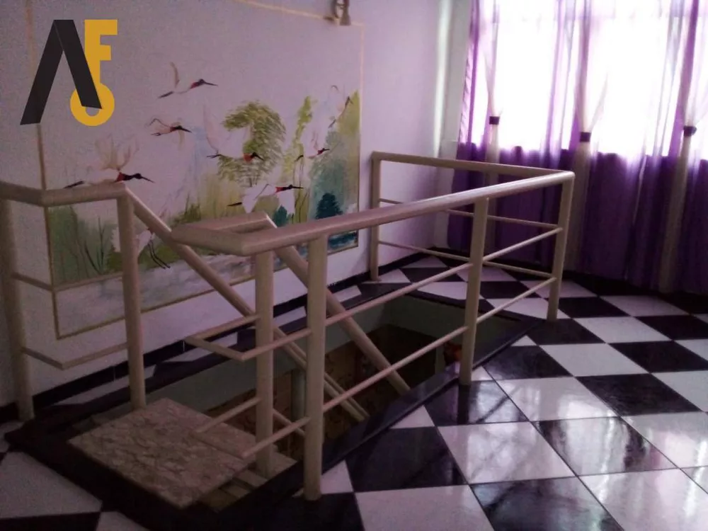 Casa, 3 quartos, 210 m² - Foto 15