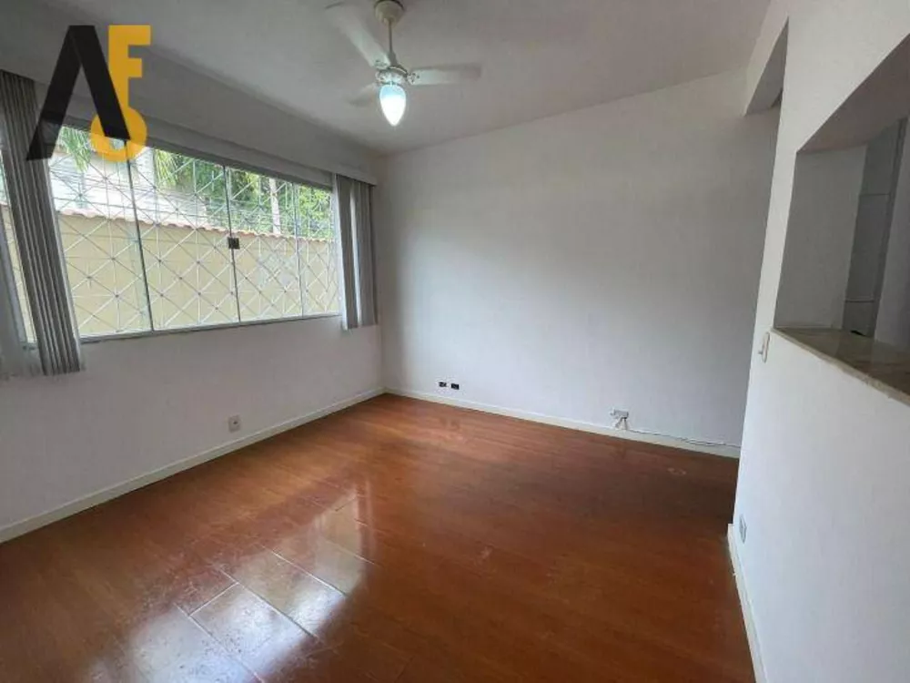 Apartamento à venda com 2 quartos, 45m² - Foto 1