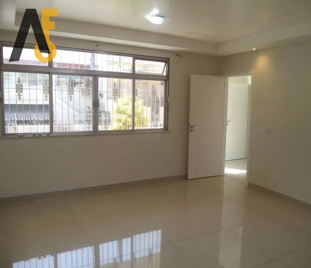 Casa à venda com 3 quartos, 198m² - Foto 7