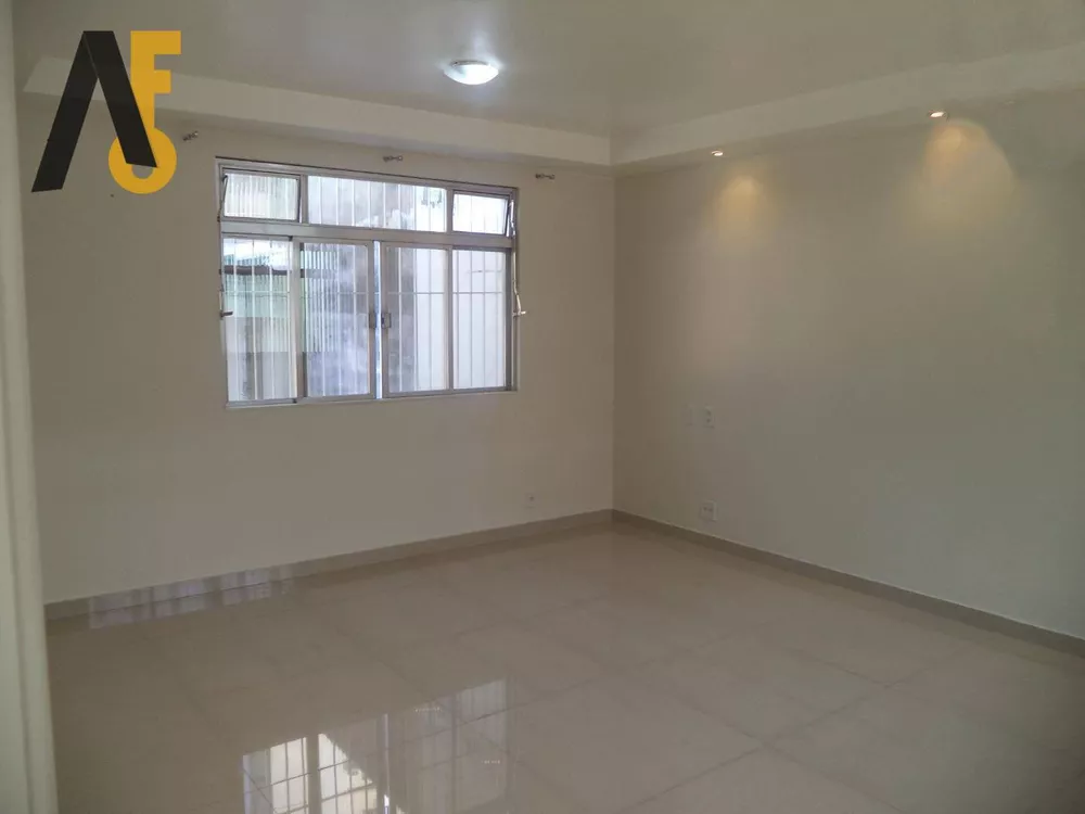 Casa à venda com 3 quartos, 198m² - Foto 6