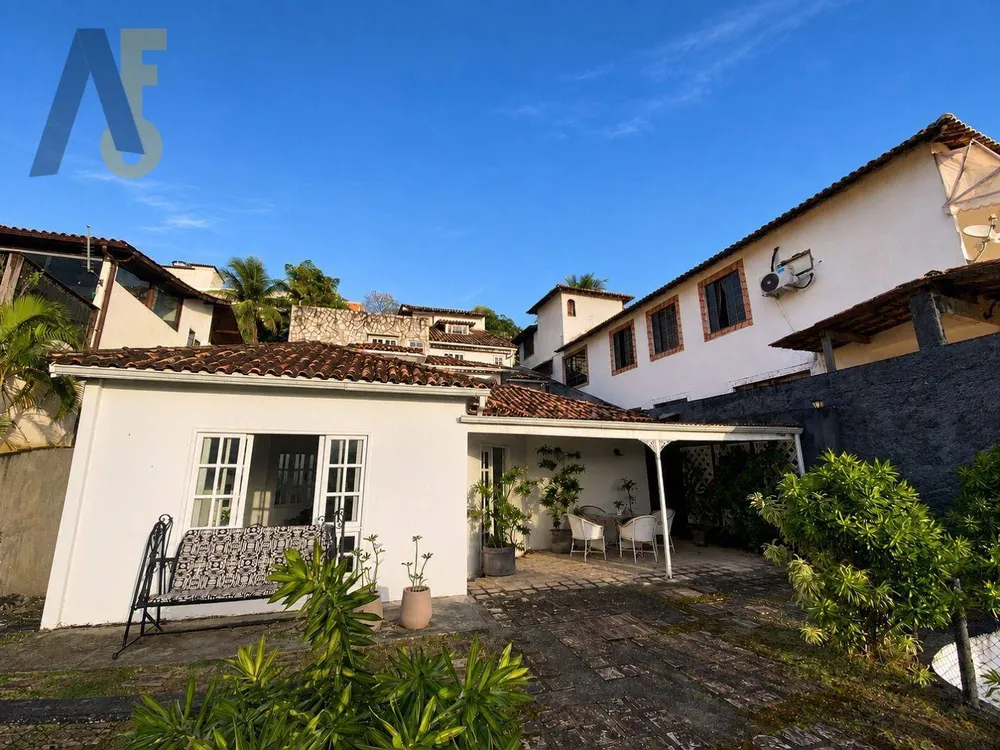 Casa de Condomínio, 4 quartos - Foto 1