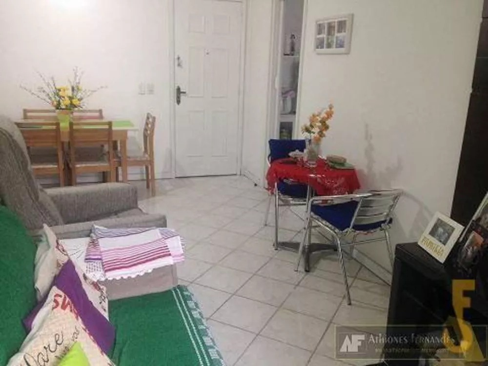 Apartamento à venda com 2 quartos, 58m² - Foto 4