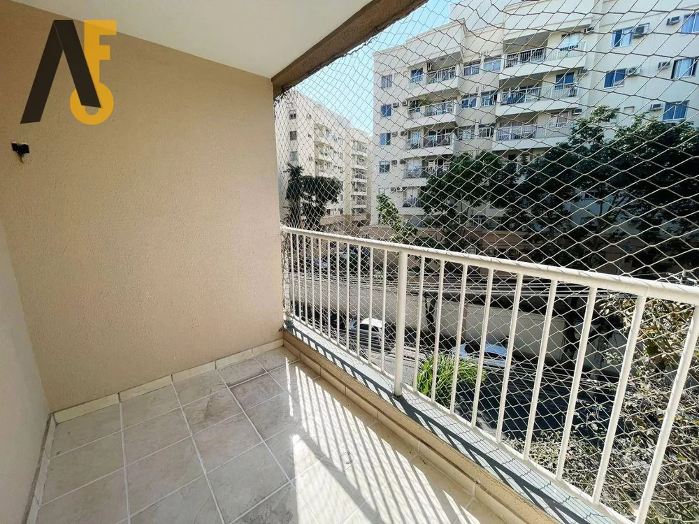 Apartamento à venda com 2 quartos, 62m² - Foto 5