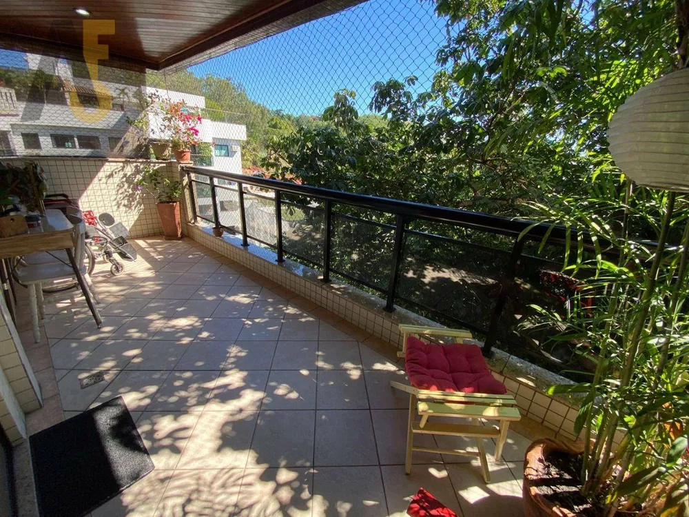 Cobertura, 3 quartos, 216 m² - Foto 2